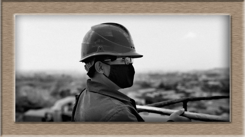 一等獎(jiǎng)03部門(mén)：塵清公司  姓名：何松  作品名稱(chēng)：《守望蒼穹》700.jpg